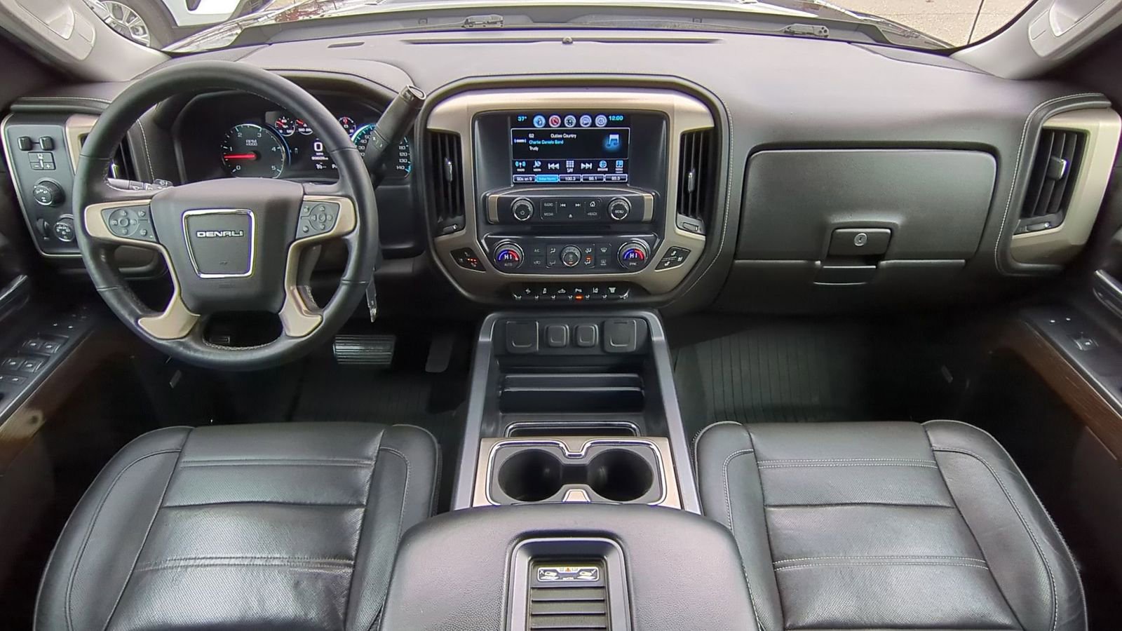 Used 2017 GMC Sierra 3500 Denali w/ Duramax Plus Package image 17