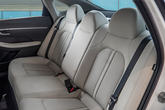 Certified 2025 Hyundai Sonata SE FWD image 35