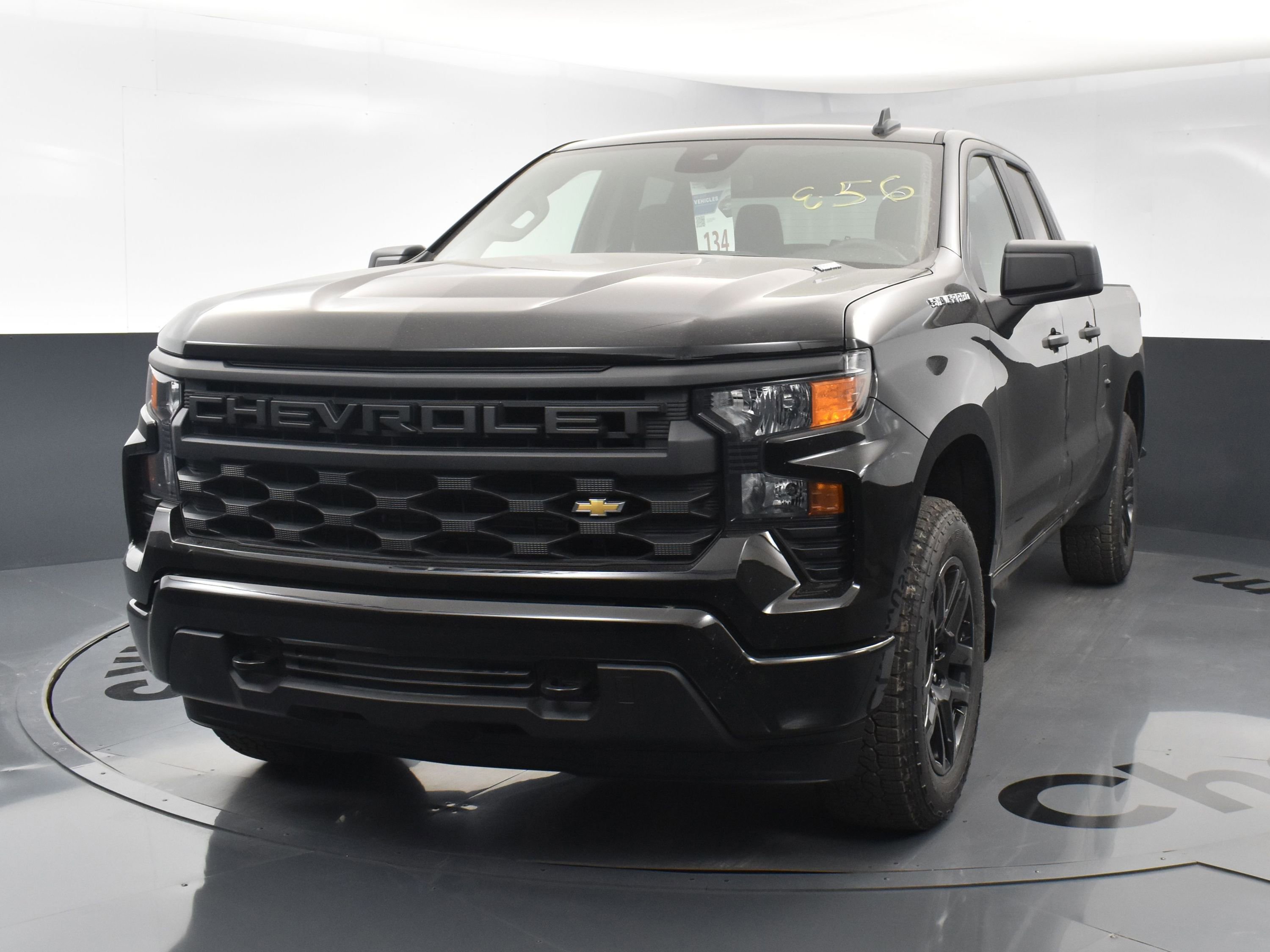 Used 2025 Chevrolet Silverado 1500 Custom w/ Turbomax Blackout Package image 5