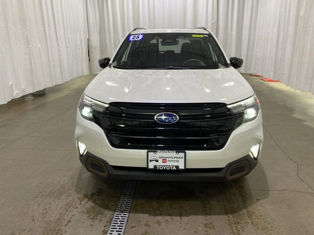 Used 2025 Subaru Forester Sport image 9