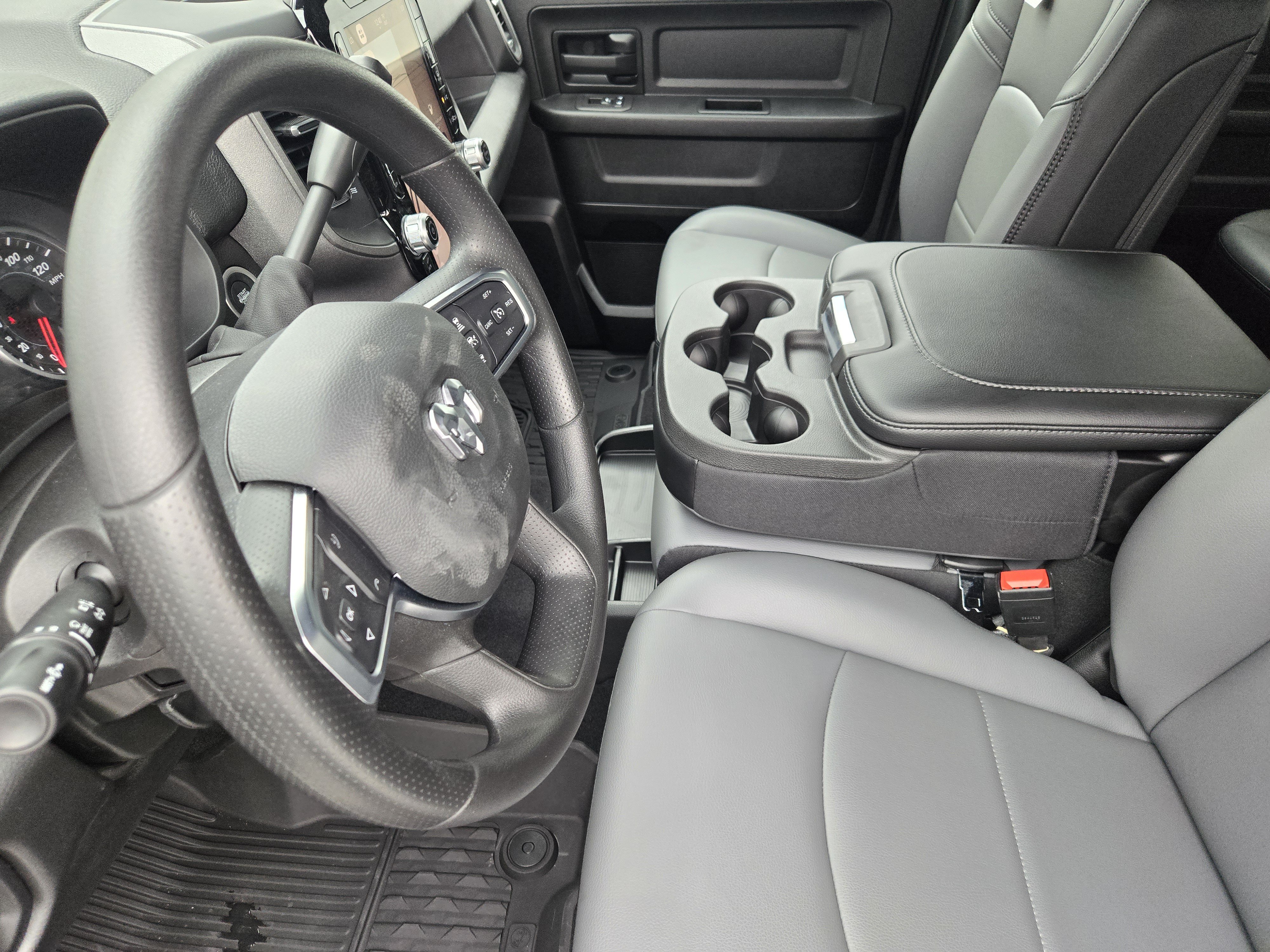 New 2026 RAM 2500 Tradesman AWD/4WD image 10