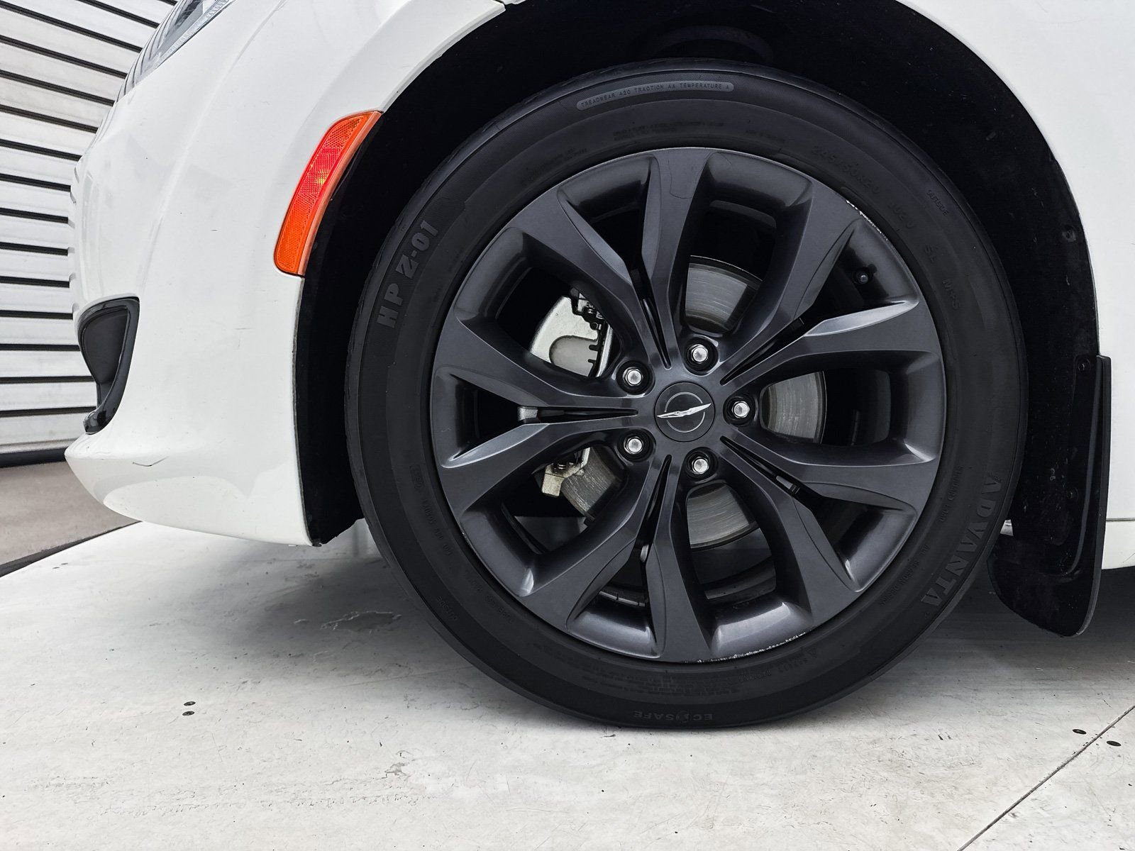 Used 2018 Chrysler Pacifica Touring Plus w/ S Appearance Package image 15