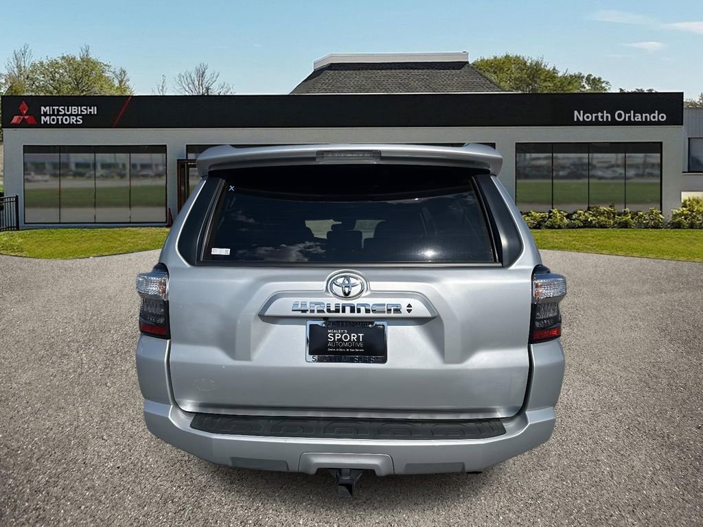 Used 2023 Toyota 4Runner SR5 Premium image 4