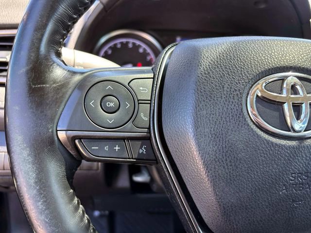 Used 2021 Toyota Camry SE w/ Cold Weather Package FWD image 16