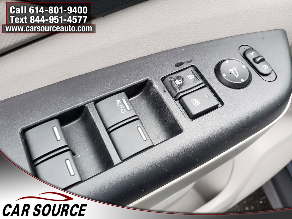 Used 2012 Honda CR-V LX image 16