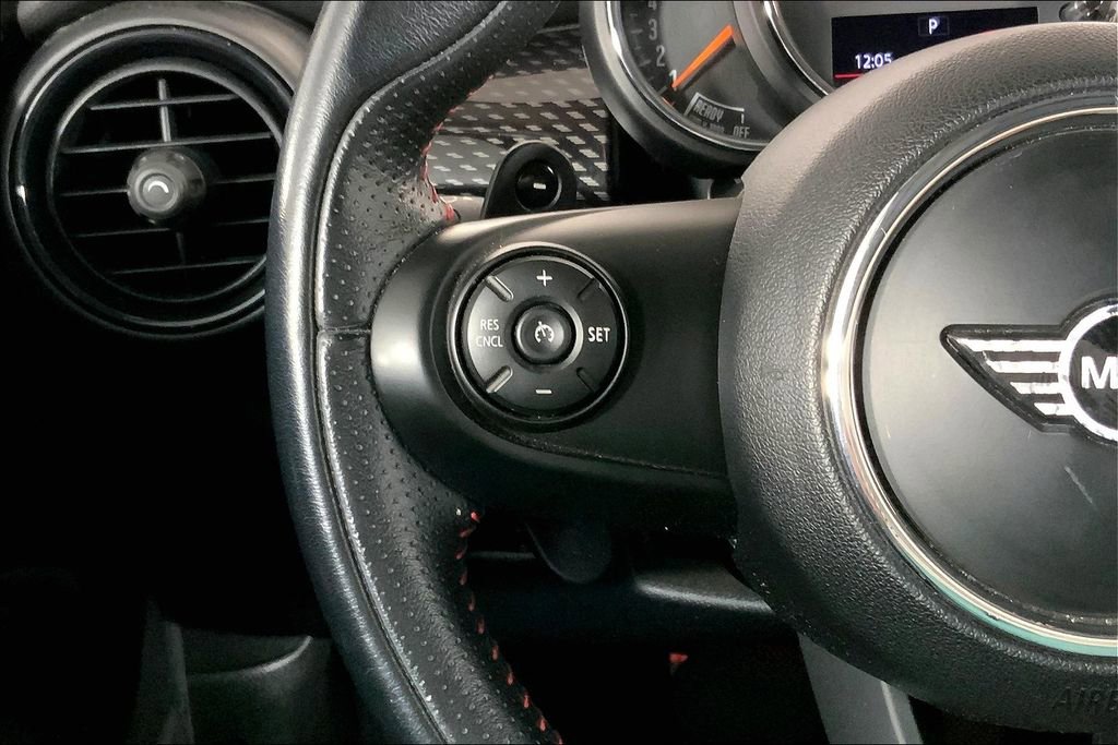 Used 2019 MINI Cooper S image 18