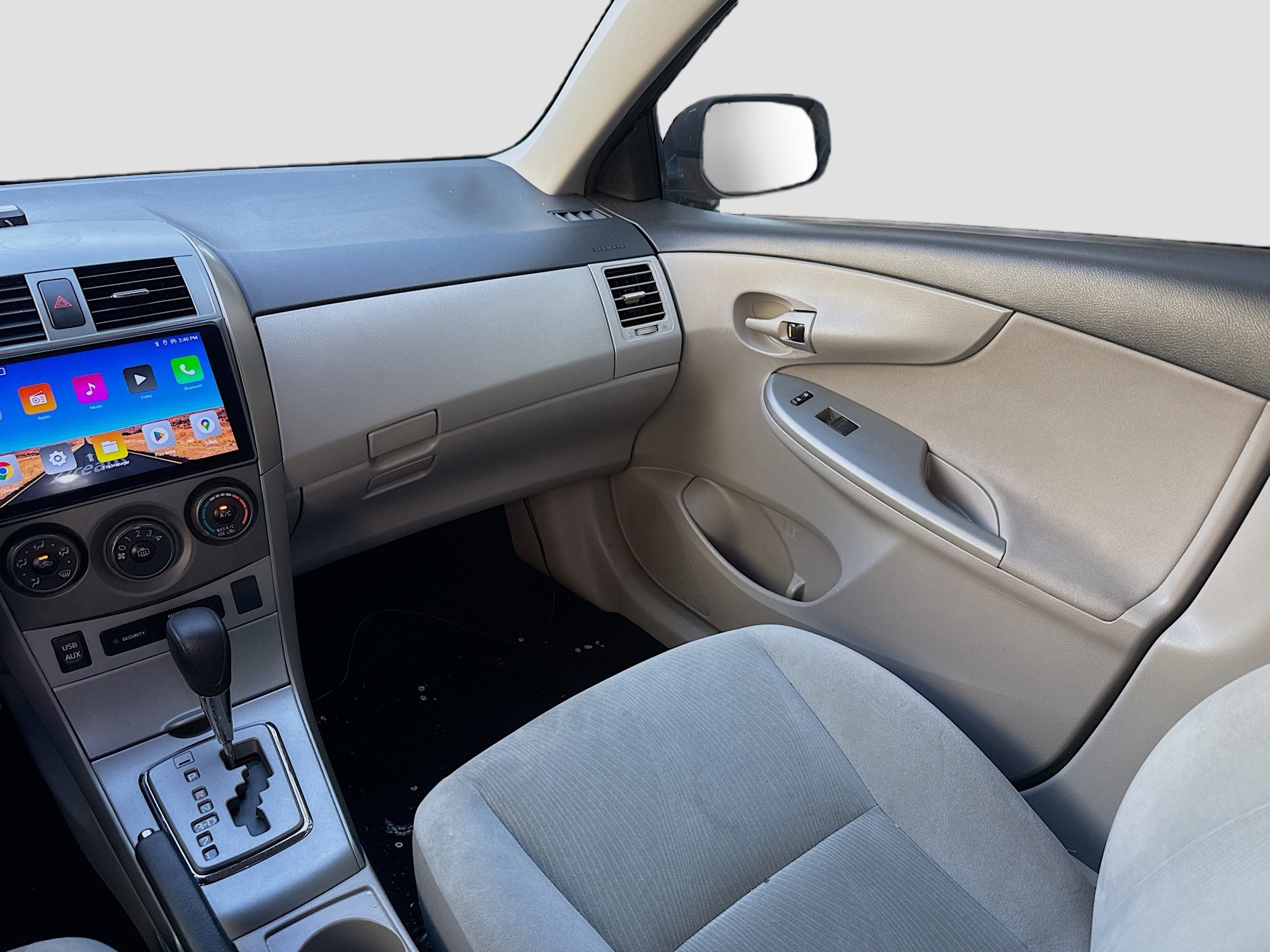 Used 2013 Toyota Corolla LE image 19