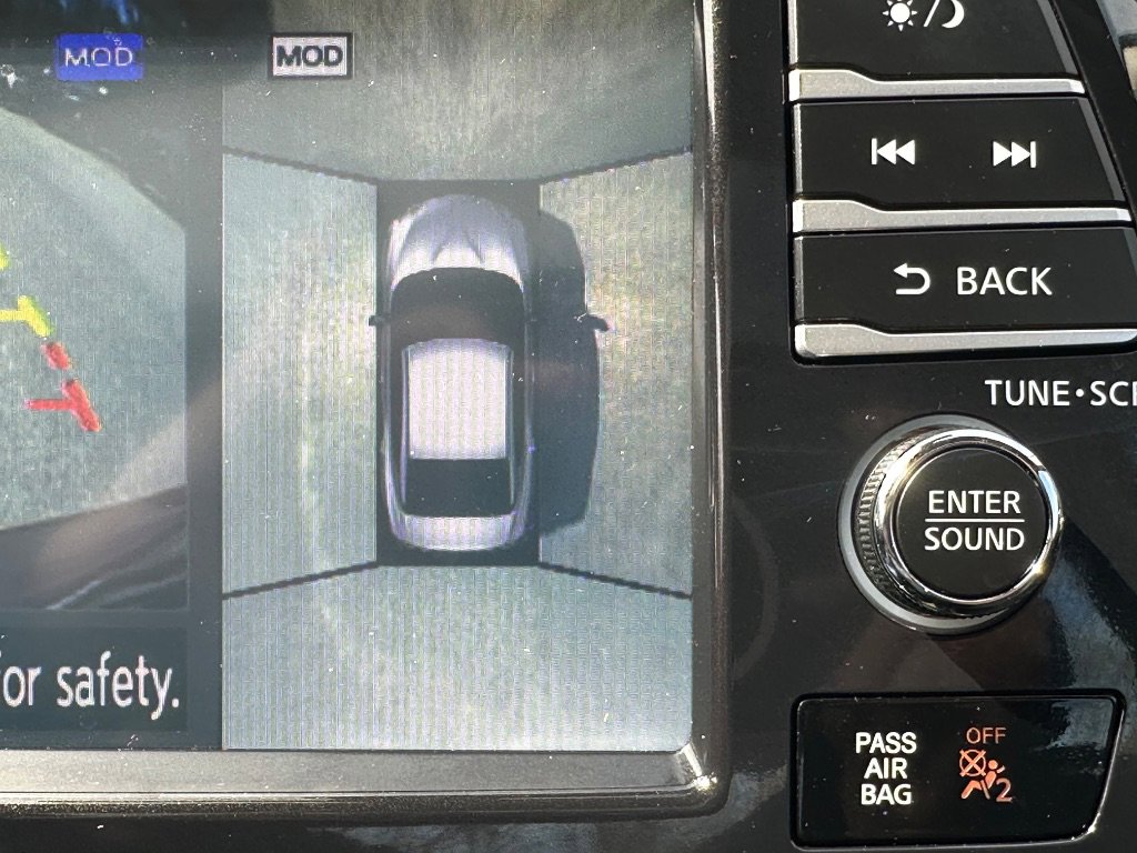 Used 2018 Nissan Maxima Platinum w/ Interior Lighting Package image 31