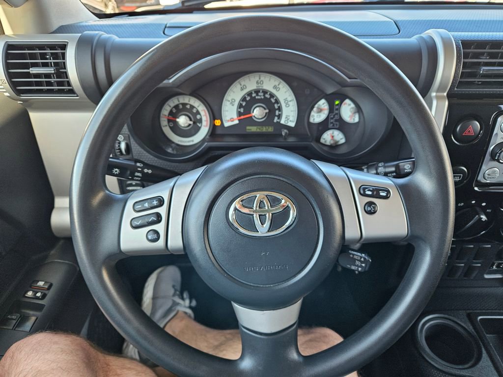 Used 2013 Toyota FJ Cruiser 2WD w/ Convenience Pkg image 12