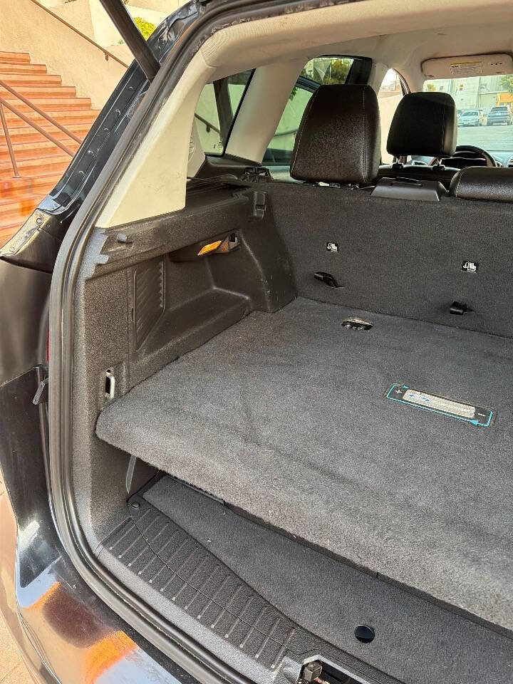 Used 2013 Ford C-MAX Energi SEL image 29