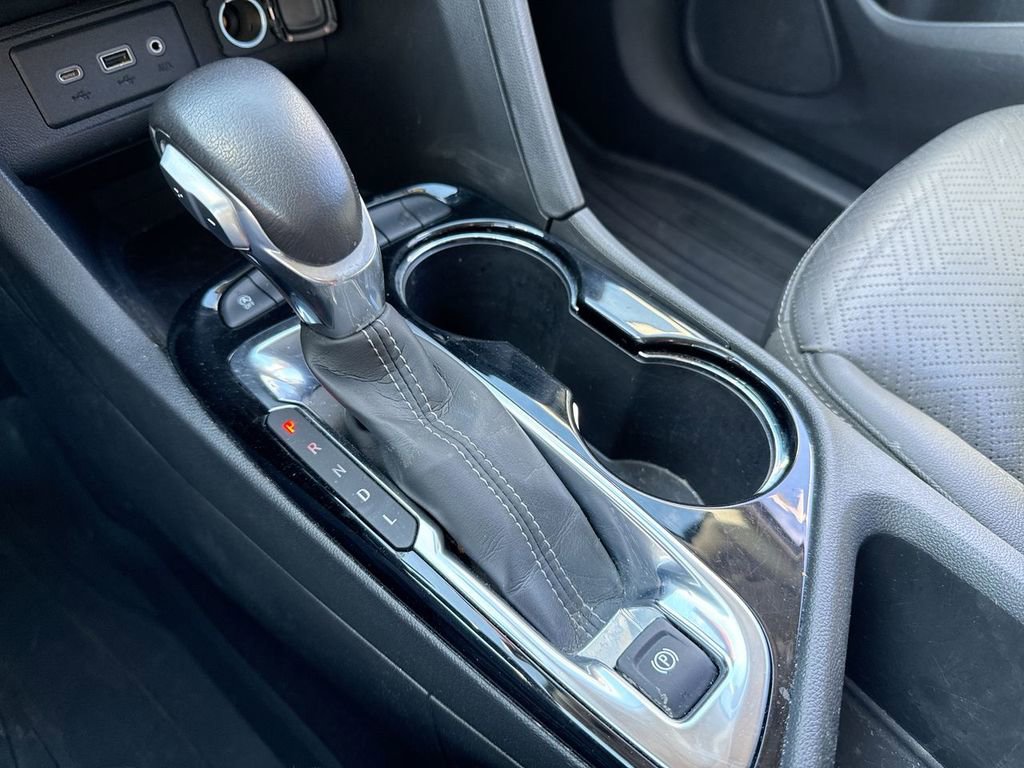 Used 2023 Buick Encore GX Essence w/ Experience Buick Package image 20