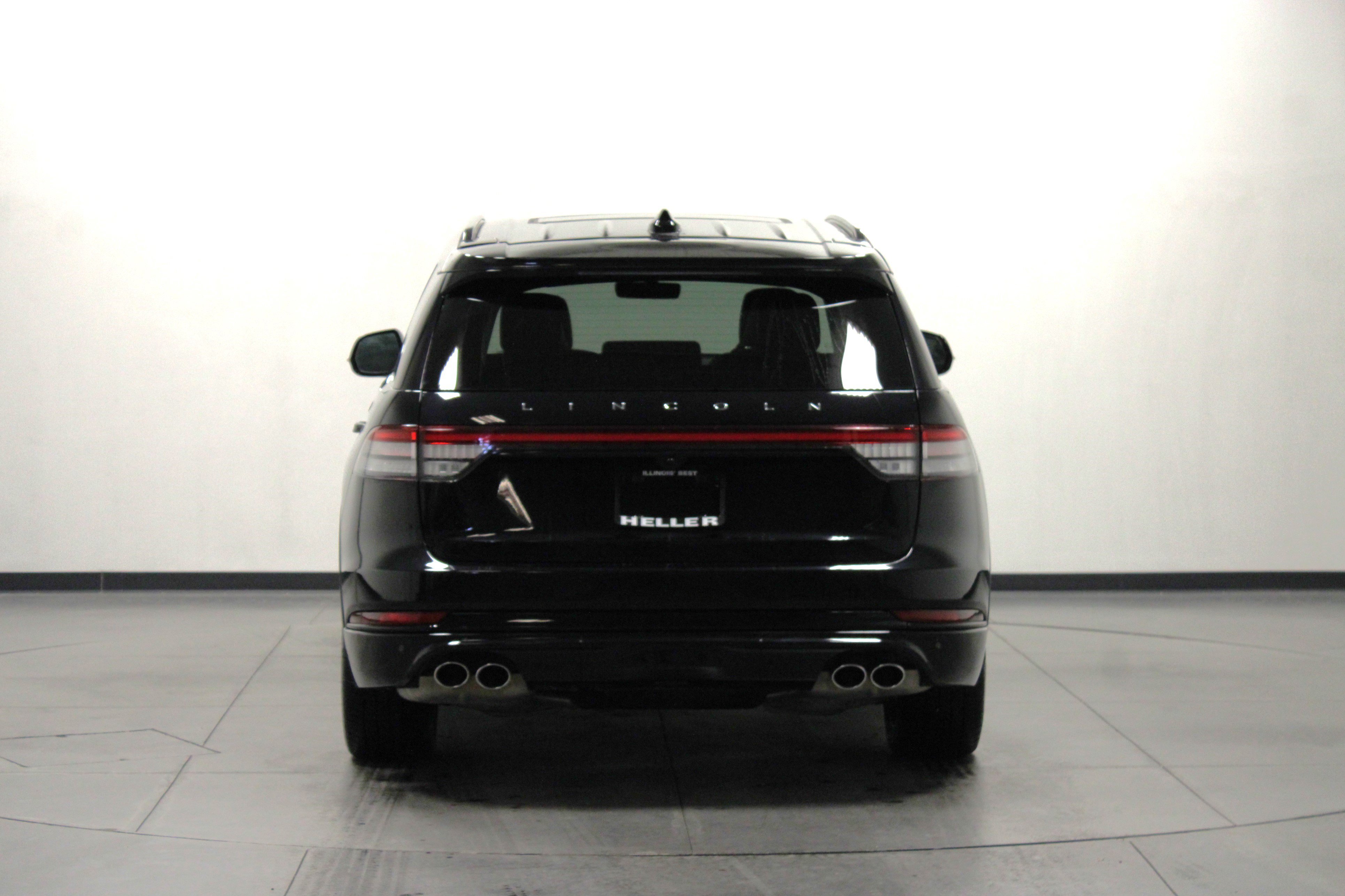 Used 2025 Lincoln Aviator Reserve w/ Equipment Group 201A AWD/4WD image 5