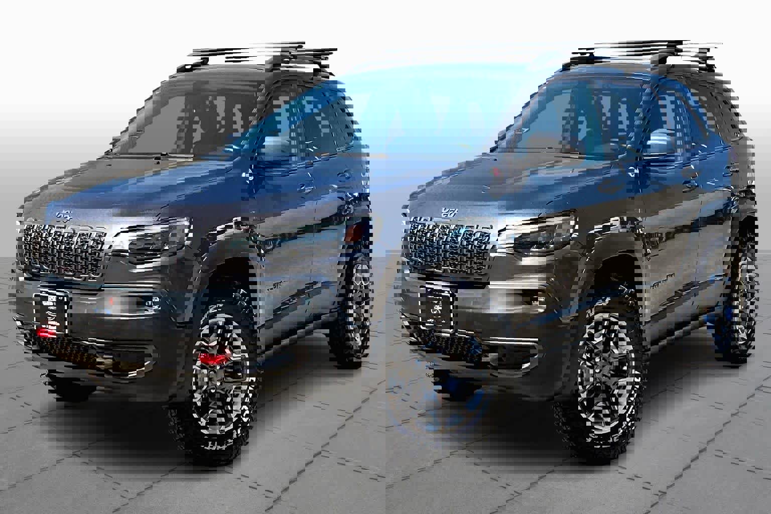 Used 2019 Jeep Cherokee Trailhawk w/ Comfort/Convenience Group image 37