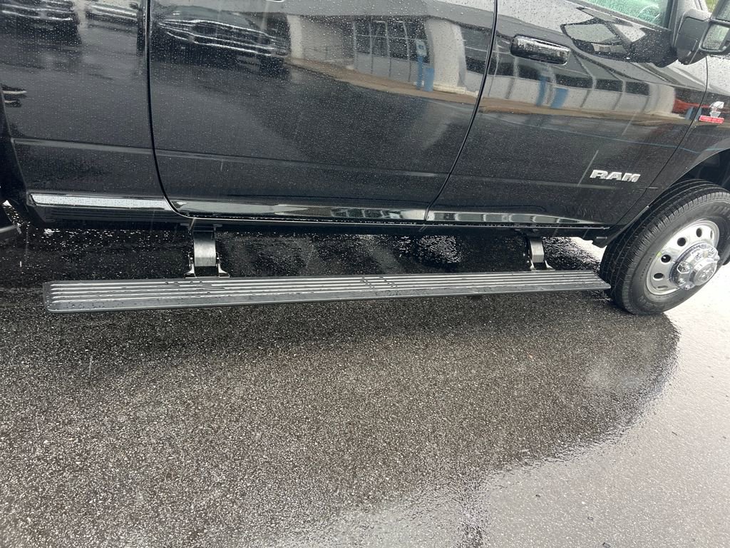 New 2026 RAM 3500 Laramie image 15