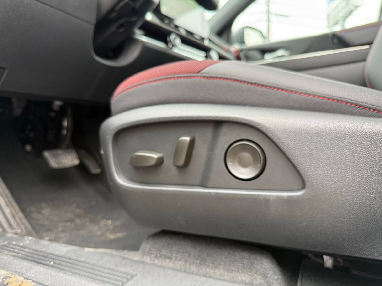 New 2026 Chevrolet Equinox RS w/ Safety and Technology Package AWD/4WD image 29