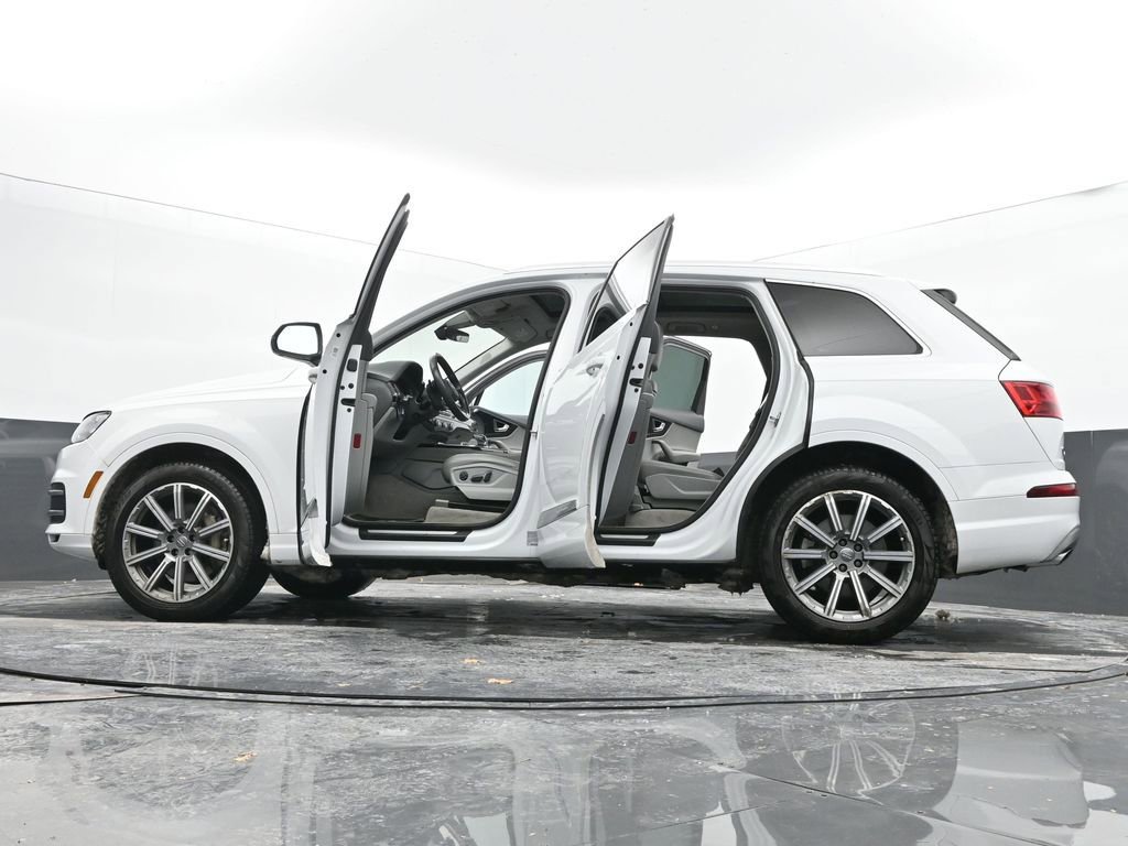 Used 2019 Audi Q7 3.0T Premium Plus w/ Premium Plus Package image 70