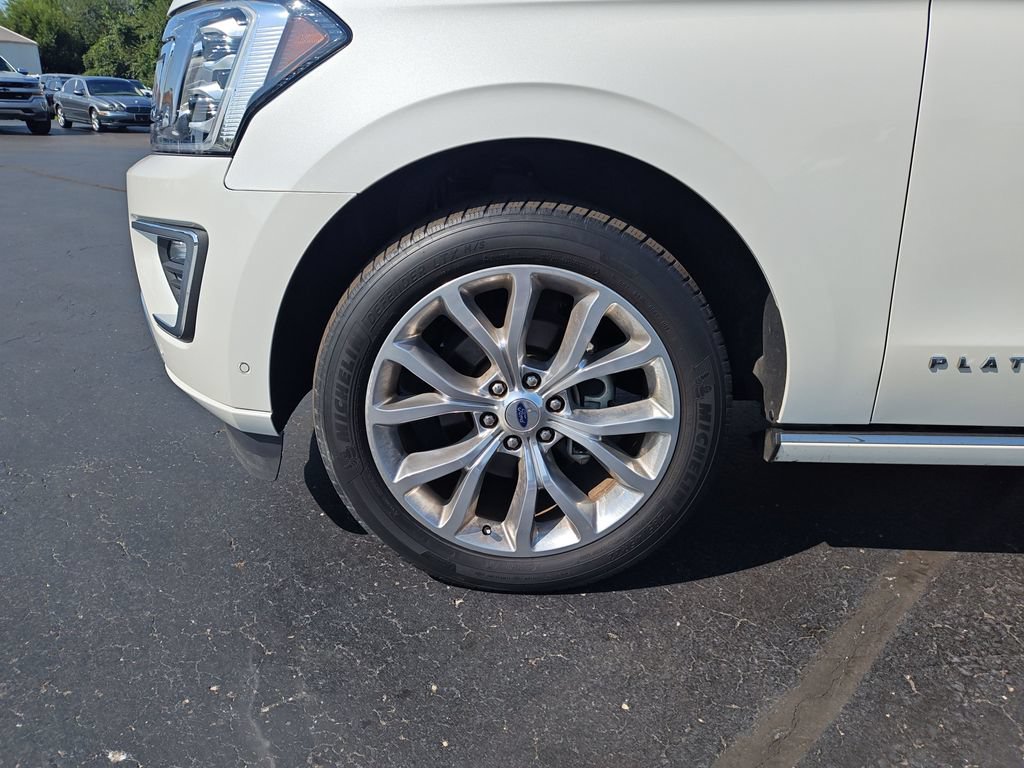 Used 2019 Ford Expedition Platinum AWD/4WD image 10