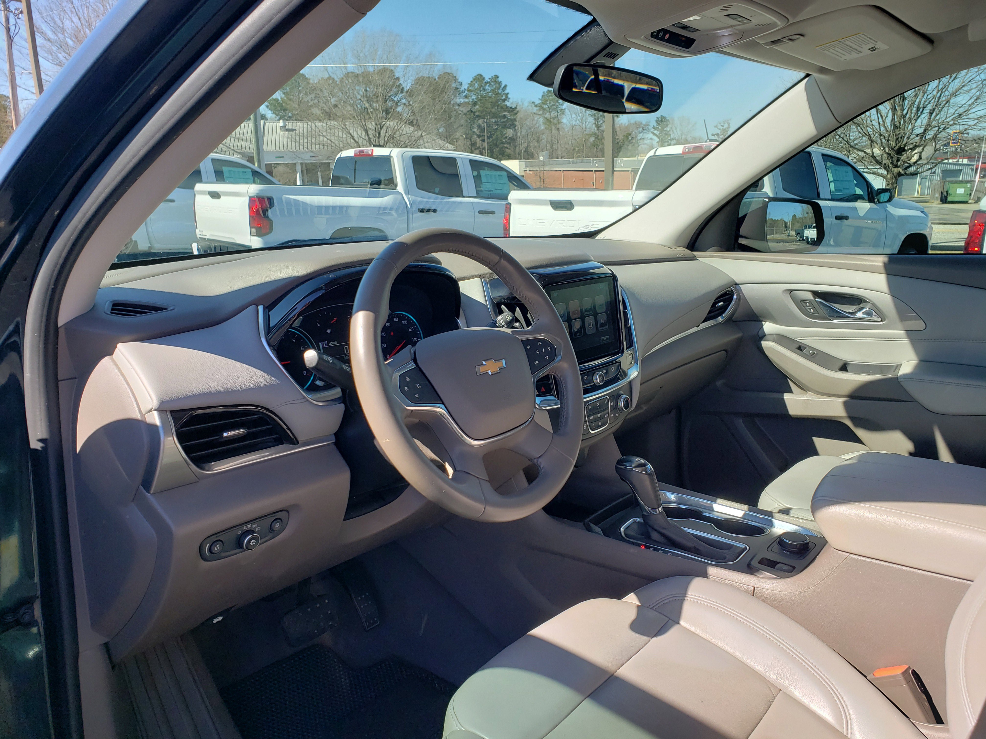 Used 2019 Chevrolet Traverse LT image 25