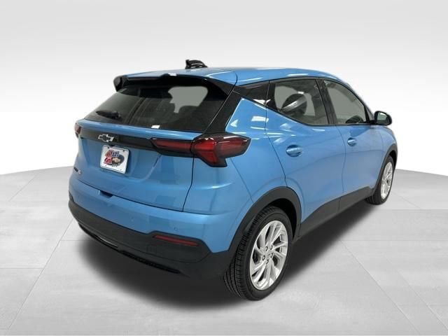 New 2027 Chevrolet Bolt LT FWD image 18