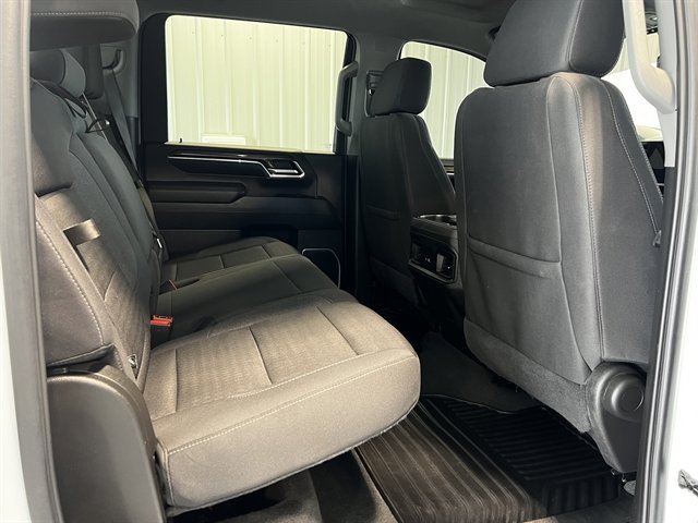 Used 2024 Chevrolet Silverado 3500 LT image 24