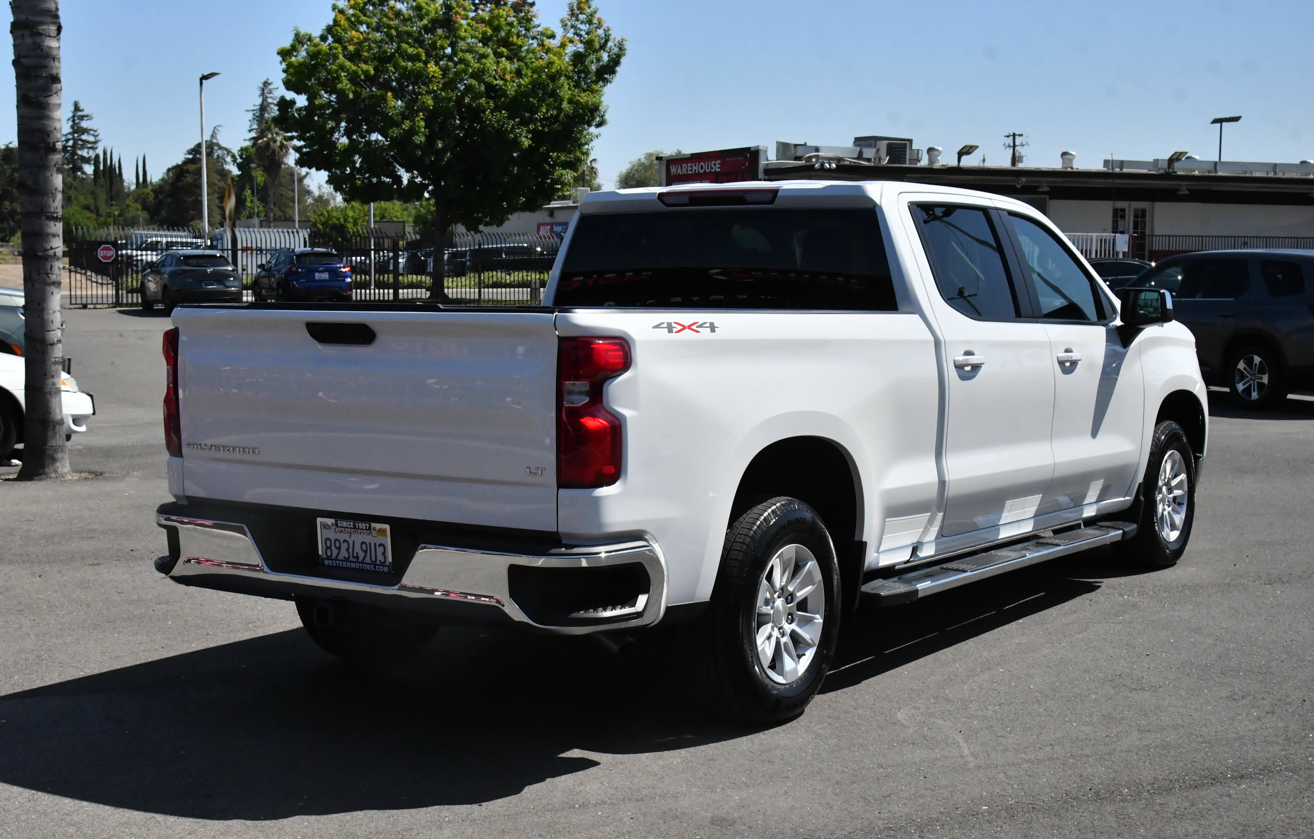Used 2024 Chevrolet Silverado 1500 LT w/ Protection Package AWD/4WD image 8