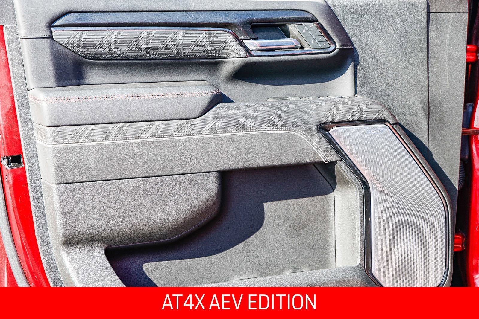 Used 2024 GMC Sierra 2500 AT4X w/ AT4X AEV Edition AWD/4WD image 21