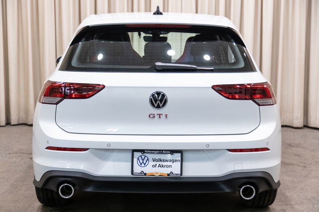 New 2026 Volkswagen GTI SE image 4