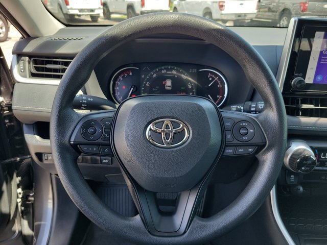 Used 2025 Toyota RAV4 XLE w/ Convenience Package FWD image 24