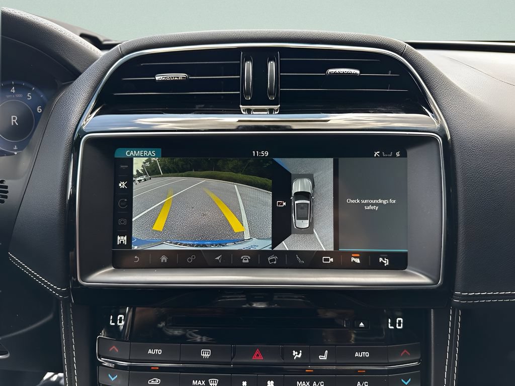 Used 2020 Jaguar F-PACE SVR AWD/4WD image 17