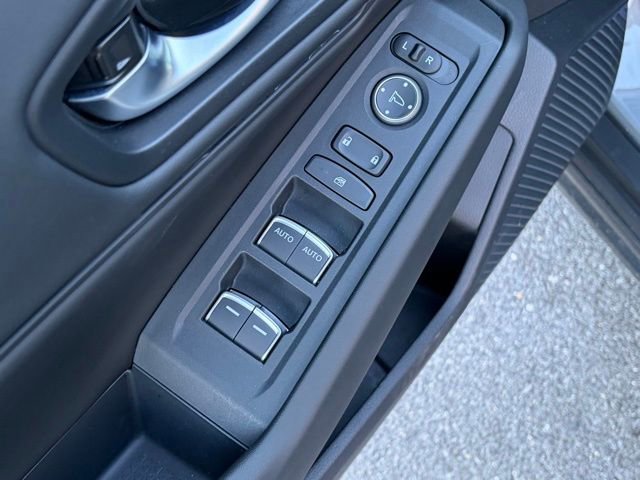 Certified 2025 Honda Accord SE image 13