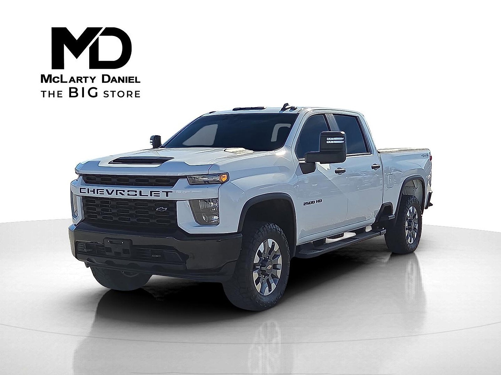 Used 2022 Chevrolet Silverado 2500 Custom w/ Custom Value Package image 2