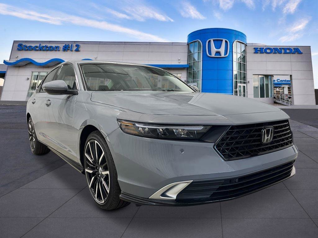 New 2026 Honda Accord Touring image 9