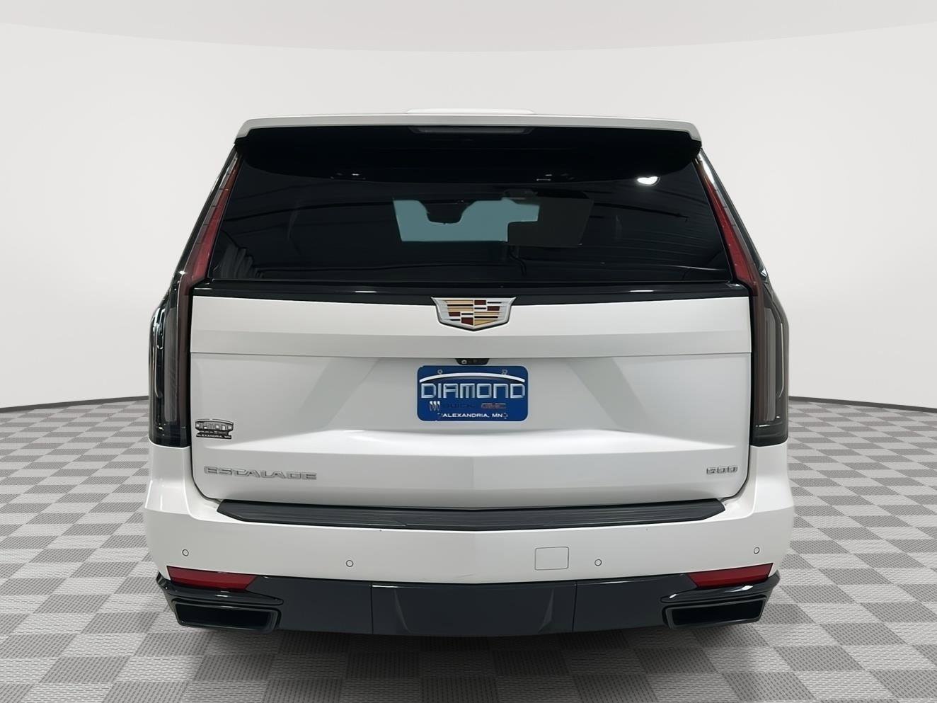 Used 2023 Cadillac Escalade Sport Platinum AWD/4WD image 4