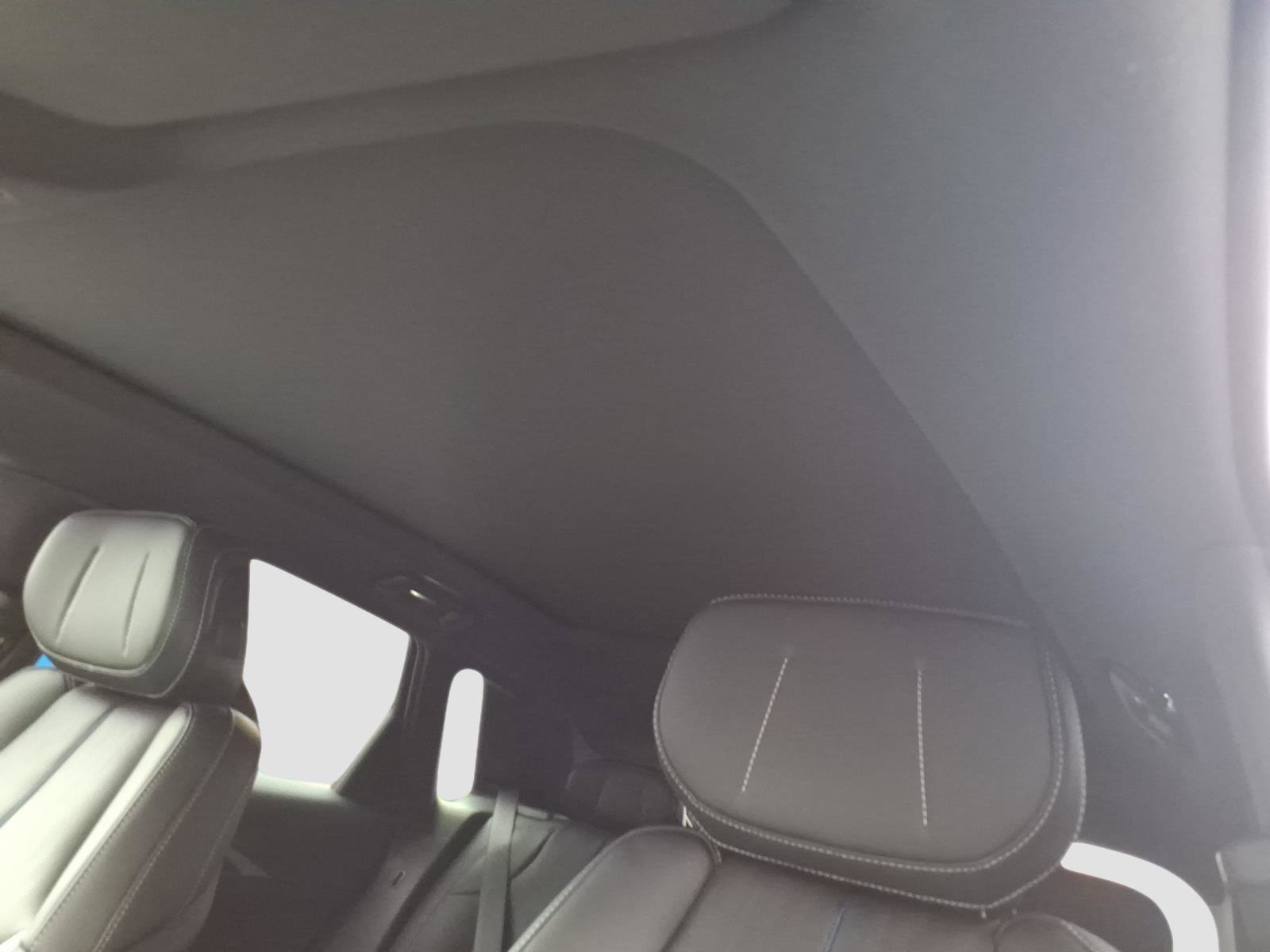 New 2026 Cadillac Lyriq Sport image 12