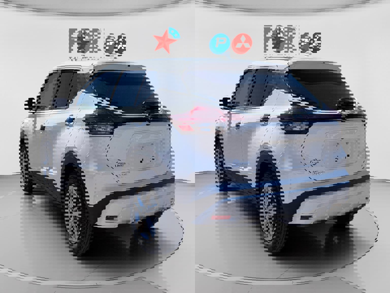 Used 2023 Nissan Kicks S image 3