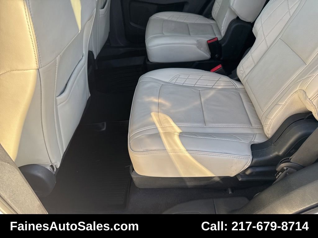 Used 2019 Ford Explorer Platinum image 38
