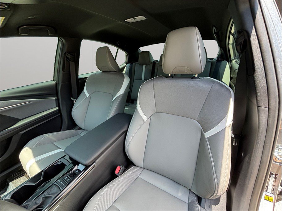 Used 2025 Toyota Camry SE FWD image 18