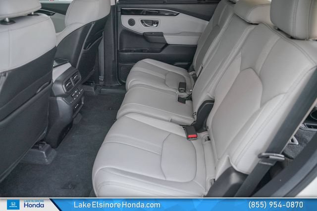Used 2025 Honda Pilot Touring image 28