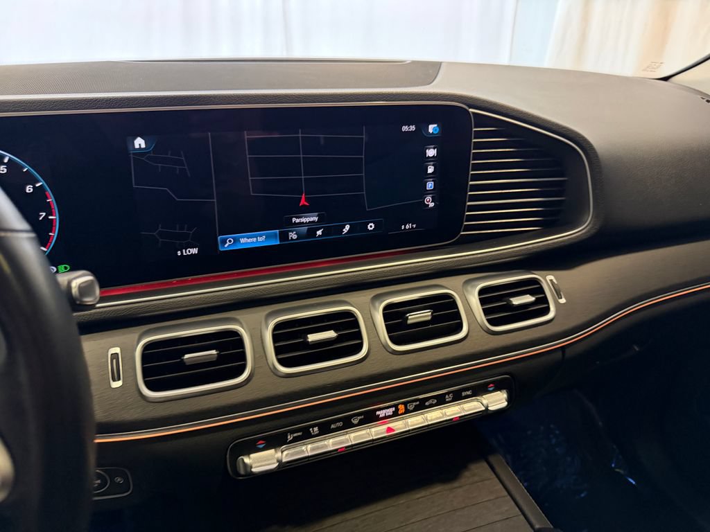 Used 2021 Mercedes-Benz GLE 580 4MATIC image 23
