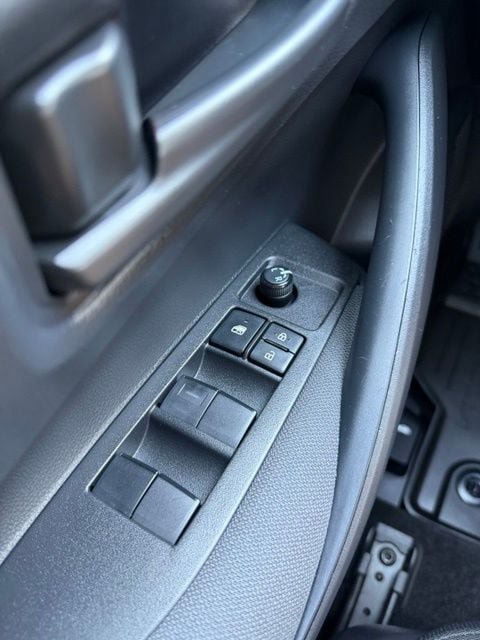Used 2024 Toyota Corolla LE w/ LE Convenience Package AWD/4WD image 18