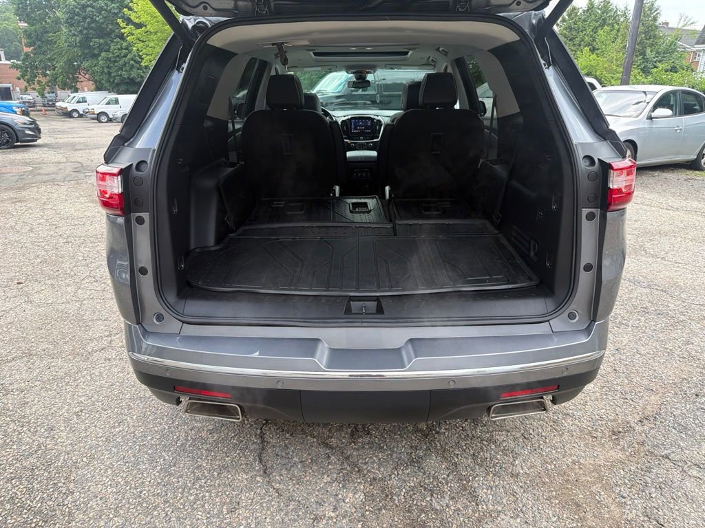 Used 2021 Chevrolet Traverse High Country w/ LPO, Floor Liner Package AWD/4WD image 6