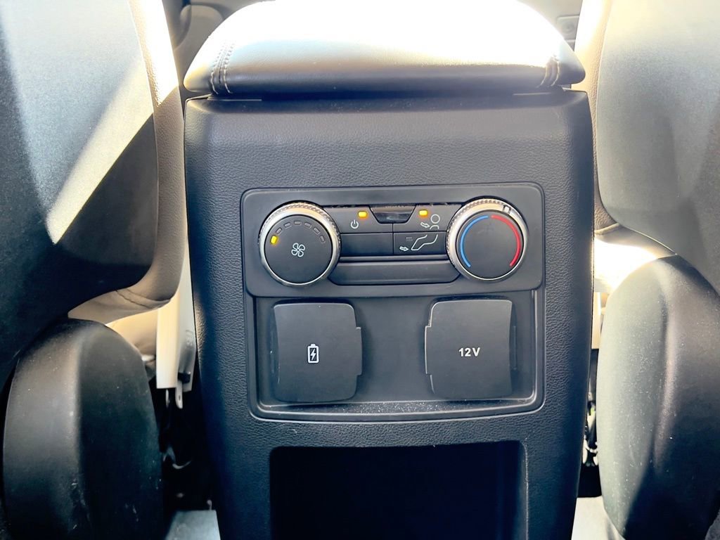 Used 2020 Ford Explorer XLT w/ Equipment Group 202A image 16