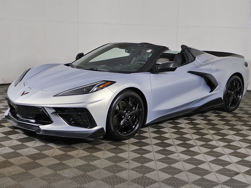 Used 2021 Chevrolet Corvette Stingray Premium Conv w/ Z51 Performance Package RWD image 8