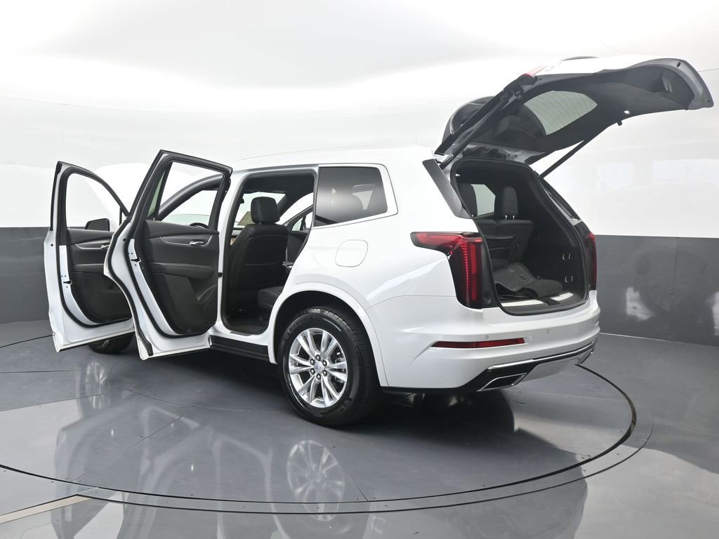 Used 2024 Cadillac XT6 Luxury image 84