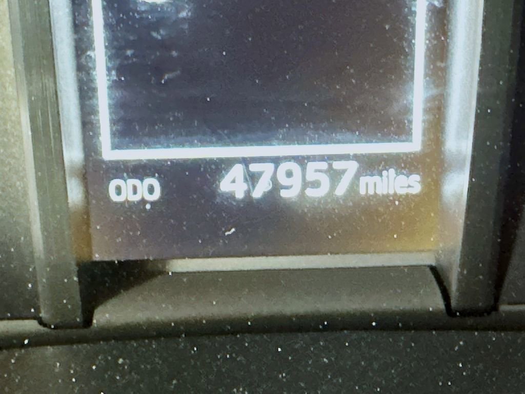 Used 2023 Toyota 4Runner SR5 Premium w/ Moonroof Package image 34