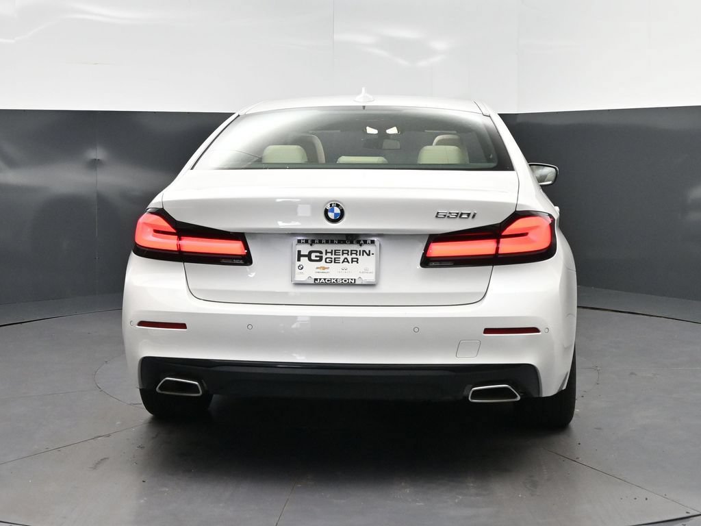 Certified 2023 BMW 530i w/ Premium Package RWD image 6
