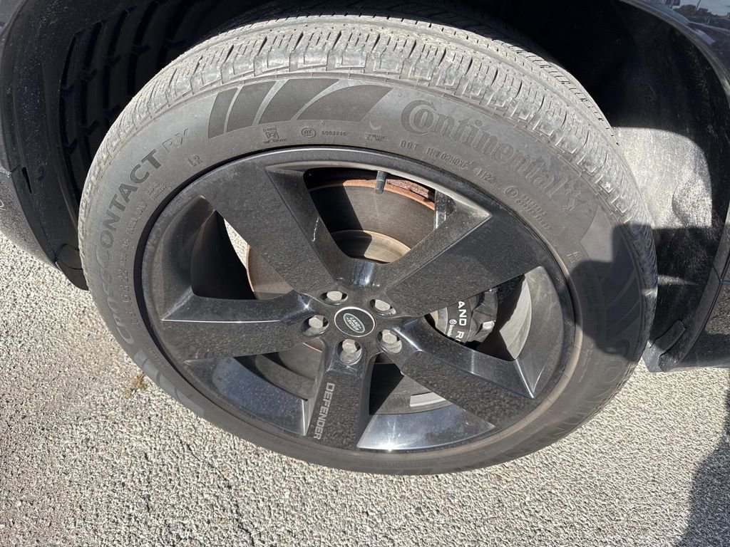 Used 2023 Land Rover Defender 110 V8 image 10