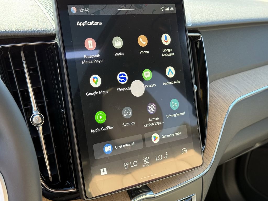 New 2026 Volvo XC60 B5 Plus w/ Climate Package image 19