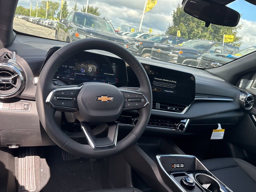 New 2026 Chevrolet Equinox LT w/ Convenience Package II image 28