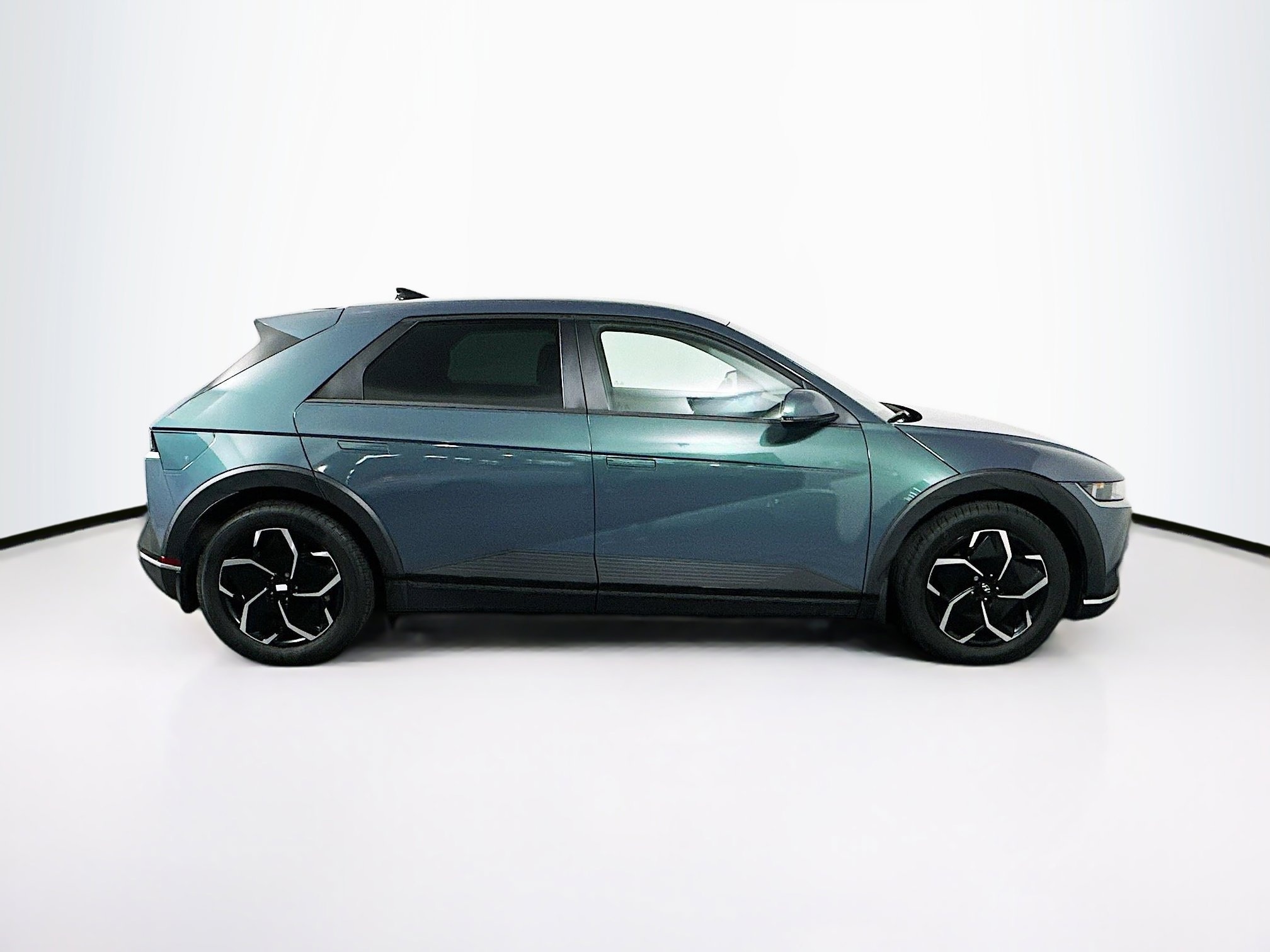 Used 2024 Hyundai Ioniq 5 SEL RWD image 10
